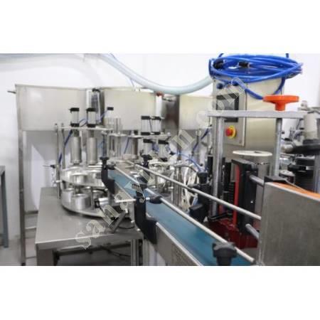 FULL AUTOMATIC CYLINDER WET WIPES FILLING MACHINE, Filling - Unloading Machines