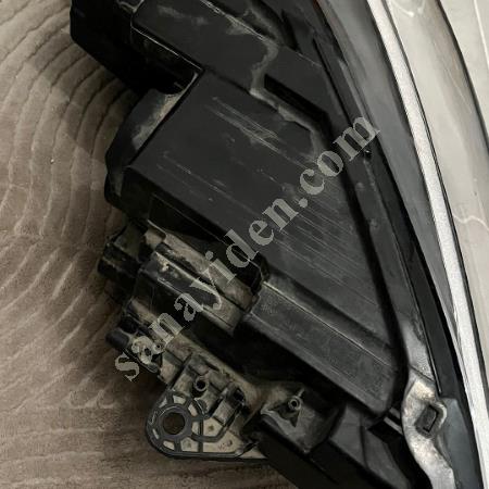 OPEL CROSSLAND X LEFT FRONT HEADLIGHT – NO CRACK, CLEAN PART, Headlight & Park-Stop & Fog & Signal