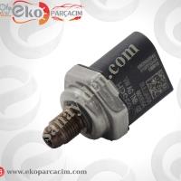 ORİJİNAL VOLKSWAGEN TSI YAKIT BASINÇ SENSÖRÜ MÜŞÜRÜ 04C906054C, Oto & Y. Parça