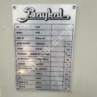 BAYKAL MARKA 2600 X 4 MM CNC HİDROLİK ABKANT PRES, İş Makineleri
