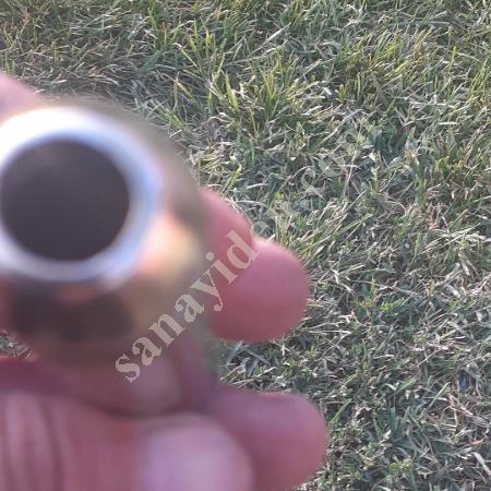 HERSTELLUNG VON KUNSTSTOFFABFALLBEHÄLTERN, MÜLLWAGEN UND RADROHREN., Metal