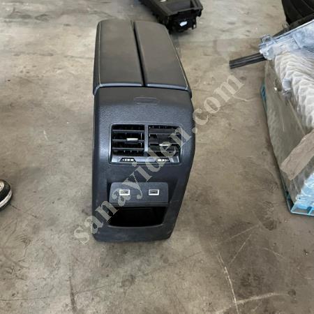 PEUGEOT 408 2024 ORTA KONSOLORJİNAL ÇIKMA, Oto & Y. Parça