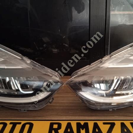 RENAULT CLİO IV 4 ÖN SOL İCON LEDLİ FAR 2013-2019 MODEL, Oto & Y. Parça