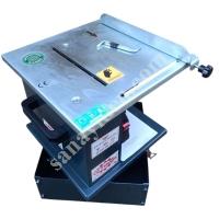 TOZSUZ LAMİNAT PARKE KESME MAKİNESİ, Machine