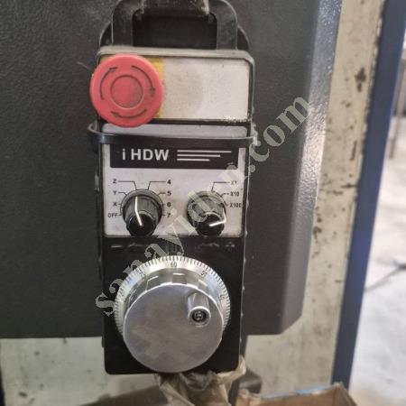 SERVİSTEN GARANTİLİ  CNC DİK İŞLEME MERKEZİ  05367094157, Makina