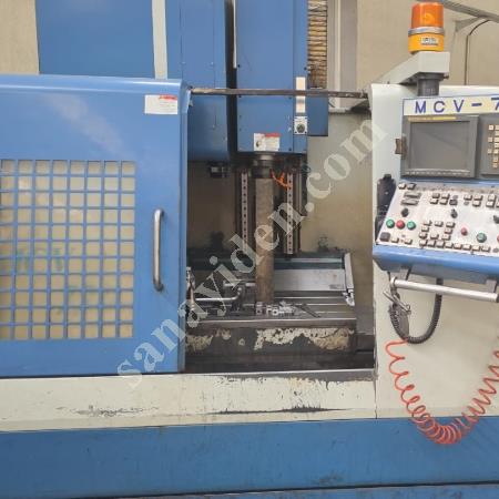 DAHLIH MARKA MCV-720 DİK İŞLEME MERKEZİ 2003 MODEL, Dik İşleme Merkezi