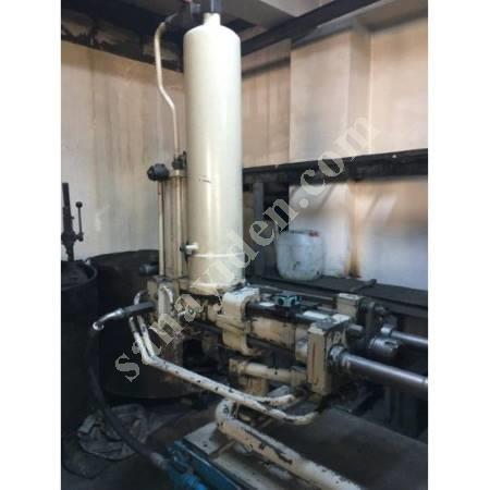 1990 MODEL METAL INJECTION MACHINE, Plastic Injection Molding Machines