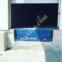 LOADING RAMPS,