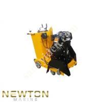 20 CM SEMI AUTOMATIC DIESEL ASPHALT AND CONCRETE CUTTING MACHINE, Building Construction