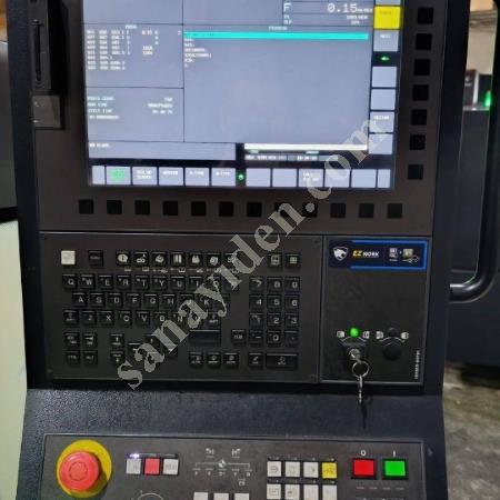 CNC TORNA  2 ADET ALINDAN 2 ADET ÜSTEN 4 ADET CANLI TAKIMI VARDIR., Makina