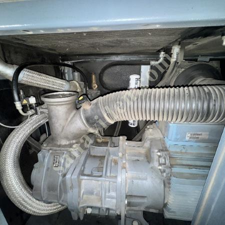 ATLAS COPCO GA90 2022 MODEL LOW OPERATING HOURS, Screw Compressor