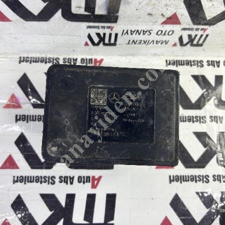 10.0915-1528.3 MERCEDES C SERİSİ ÇIKMA  ABS BEYNİ, Oto & Y. Parça