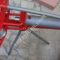 ERMAKS BRAND PIPE BENDING MACHINE - MOULDED FROM 3/8'“ TO 2/5”'!, Machine