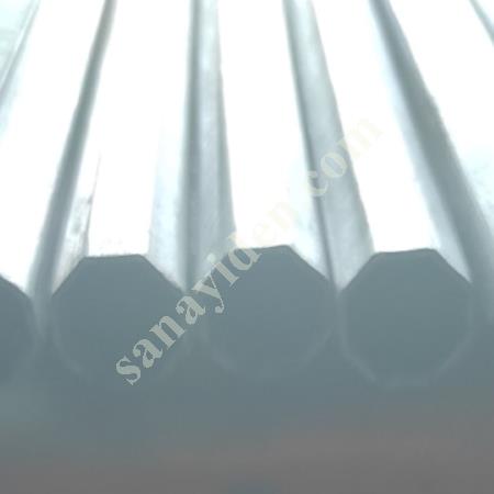 SATILIK SEKİZ PARALEL KENAR DEMİR VE PASLANMAZ PROFİLLER, Metal