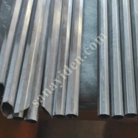 SATILIK SEKİZ PARALEL KENAR DEMİR VE PASLANMAZ PROFİLLER, Metal