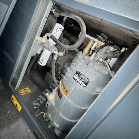 ATLAS COPCO GA90 2022 MODEL LOW OPERATING HOURS, Screw Compressor