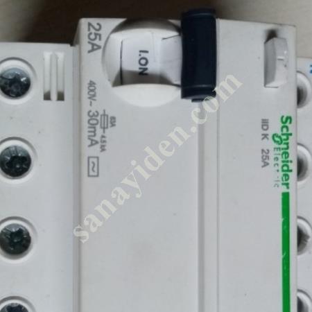 SATILIK KAÇAK AKIM KORUMA RÖLESİ SCHNEİDER MARKA 25 AMPER, Elektrik & Enerji