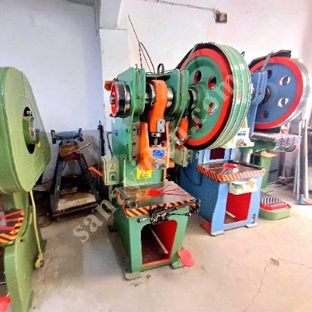 35 TON YÜCE MAKİNA ÇELİK GÖVDE EKSANTRİK PRES, Eksantrik Pres