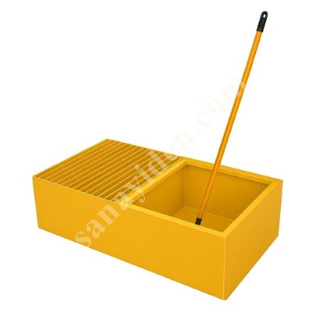 CONSTRUCTION BOOT WASH STATION / METAL FOOT DISINFECTION TROUGH, Hardware