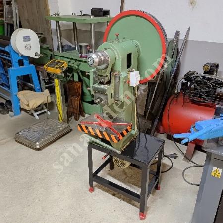 YÜCE MAKİNA 10 TON ARKADAN VOLANT EKSANTRİK PRES, Eksantrik Pres