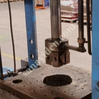 30 TON SİVİNCLİ OTOMATİK VE MANUEL ÇALIŞMA ÖZELLİĞİ HİDROLİK PRES  STOKTAN HEMEN TESLİMDİR, Makina