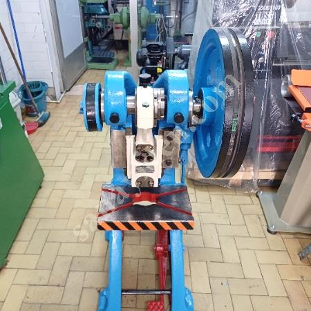 10 TON EKSANTRİK PRES SAİM BORAŞ MARKA SON 2 ADET KALDI, Eksantrik Pres