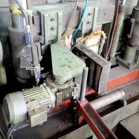 BANDSAW DENNURMAK, Machine