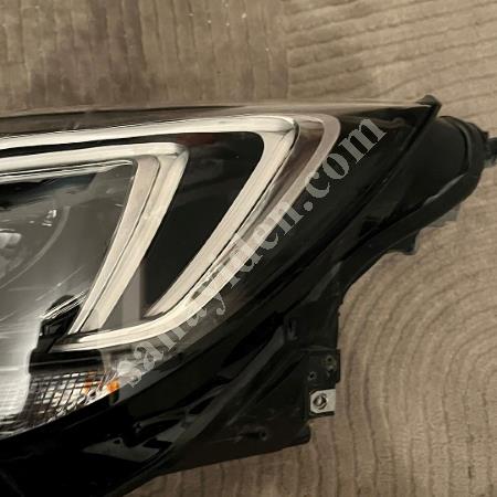OPEL CROSSLAND X LEFT FRONT HEADLIGHT – NO CRACK, CLEAN PART, Headlight & Park-Stop & Fog & Signal