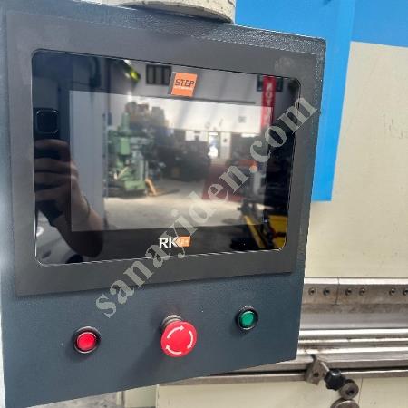 BAYKAL MARKA 2600 X 4 MM CNC HİDROLİK ABKANT PRES, İş Makineleri