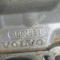 VOLVO S40 ÜST KAPAK HİÇ İŞLEM GÖRMEMİŞ.KÜRBÜTÖR KAPAĞI, ESZANTİRİK MİLİ. VE TÜM SAPLAMALARI, Oto & Y. Parça