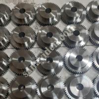 SATILIK DEĞİŞİK ŞEKİLLERDE DEMİR VE PASLANMAZ PROFİL ÜRETİM MAKİNESİ, Metal