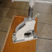 MENGENE BORULAR DİŞ ACILIR KESİLİR PARCAYI SABİT TUTAR, Diğer