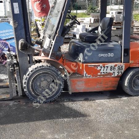 AYAZAGA KİRALIK  FORKLİFT KİRALAMA 0542 777 86 96, Makina