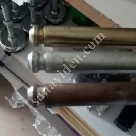 À VENDRE : CONTENANT À POUBELLE EN PLASTIQUE, CHARIOT À POUBELLE, TUYAU À ROUE., Hortum & Boru