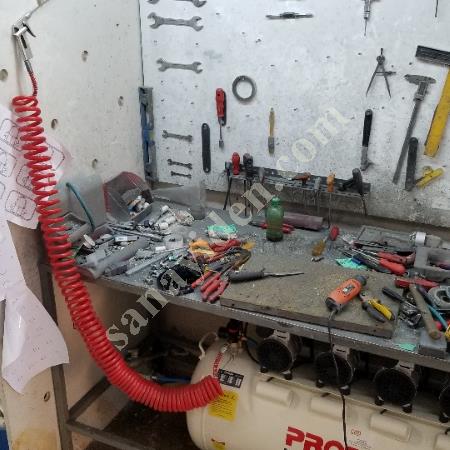 SAHİBİNDEN FIRSAT! KURULU DÜZEN CNC ATÖLYESİ - 2006 CNC DİK İŞLEME MERKEZİ& KOMPLE PARKUR, Makina