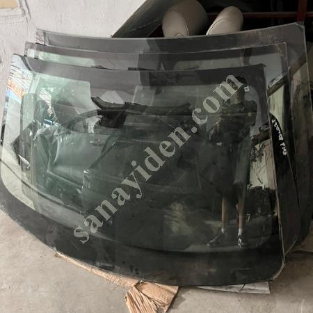 PEUGEOT 408 2024 ÖN CAM HATASIZ ORJİNAL ÇIKMA, Oto & Y. Parça