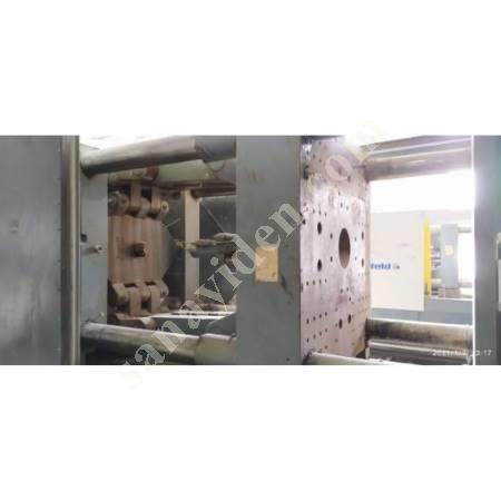 PLASTIC INJECTION MACHINE BATTENFELD 450 TON, Plastic Injection Molding Machines