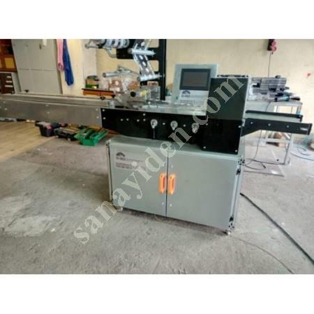 HORIZONTAL PACKAGING MACHINE WITH 3 SERVOS, Packing Machine