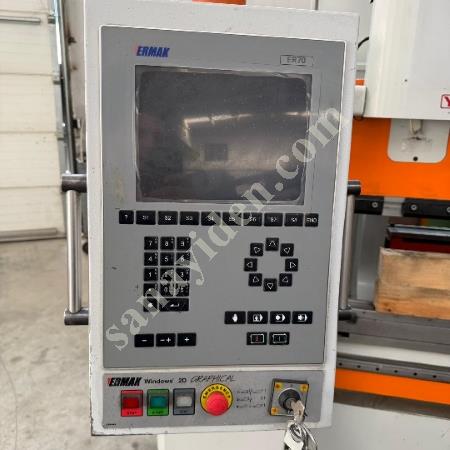 ERMAKSAN MARKA 3 METRE 135 TON 4 EKSEN CNC HİDROLİK ABKANT PRES, Makina