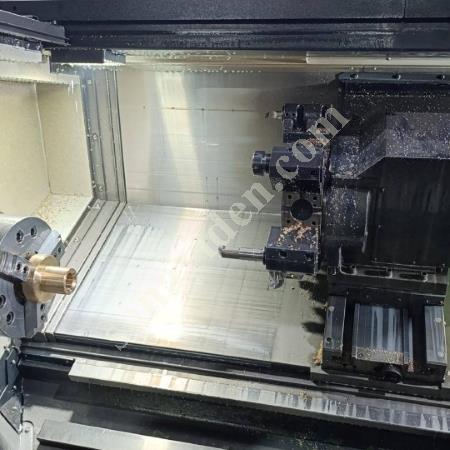 CNC TORNA  2 ADET ALINDAN 2 ADET ÜSTEN 4 ADET CANLI TAKIMI VARDIR., Makina