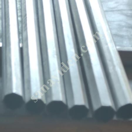 SATILIK SEKİZ PARALEL KENAR DEMİR VE PASLANMAZ PROFİLLER, Metal