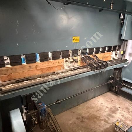 DURMAZLAR MARKA 3 METRE 100 TON 4 EKSEN CNC HİDROLİK ABKANT PRES, Makina