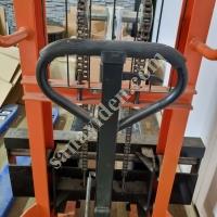 2TON LIFT, Other