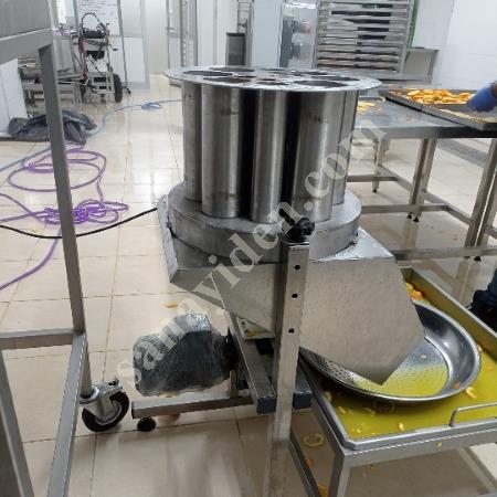 FRUIT SLICING MACHINE, Machine