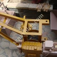 İNŞAAT ASANSÖRÜKARADENİZ MAKİNE 500KİLOYU KALDIRIYORYENİ SIFIR, Yapı İnşaat