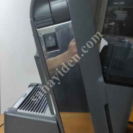 SATILIK LAVAZZA MARKA İTALYAN MALI KAHVE MAKİNASI, Makina