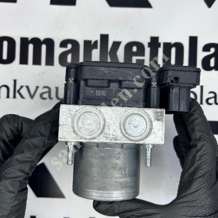 VOLKSWAGEN TRANSPORTER ÇIKMA ABS ESP BEYNİ 0265956698, Oto & Y. Parça