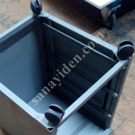 SATILIK İKİNCİEL 3 GÖZLÜ ÇEKMECELİ KESON METAL DOLAP, Metal