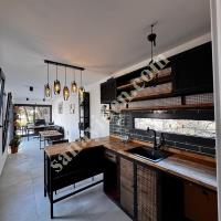 NAKLIYE KONTEYNER EV - GEMI KONTEYNER EV- KONTEYNER OFIS - SHOWROOM, Container House Prices With Roof - Prefabricated Buildings - Container