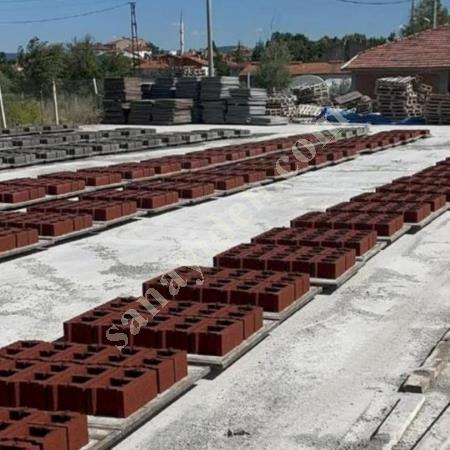 İKİNCİ EL KİLİT TAŞ MAKİNESİ TAKIM HALİNDE, Briket Presi